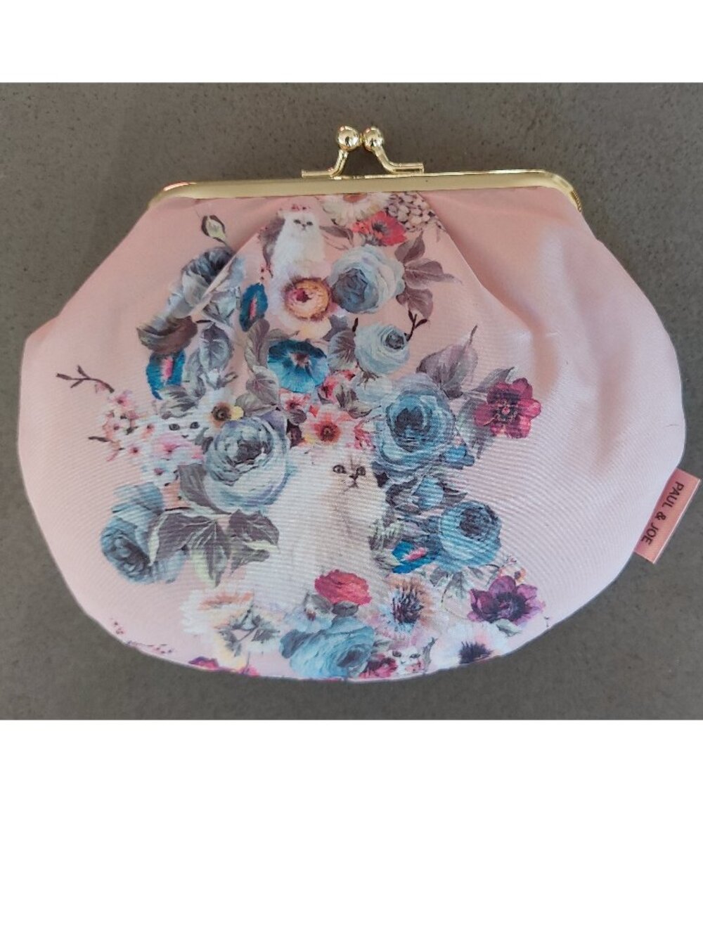 NEW Paul & Joe Doraemon Cat Rose Floral Kiss Clasp Clutch Purse Satin Pale Pink